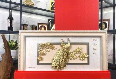 Tranh Chim Công Phú Quý Vạn Niên mang ý nghĩa về sự thịnh vượng