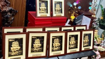 don hang tranh thuyen buom cho doanh nghiep