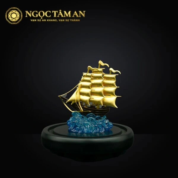 TB-CN — Thuyền vàng vượt sóng 