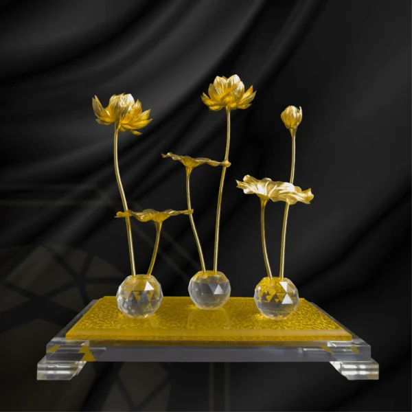 Hồ hoa sen dát vàng 24K