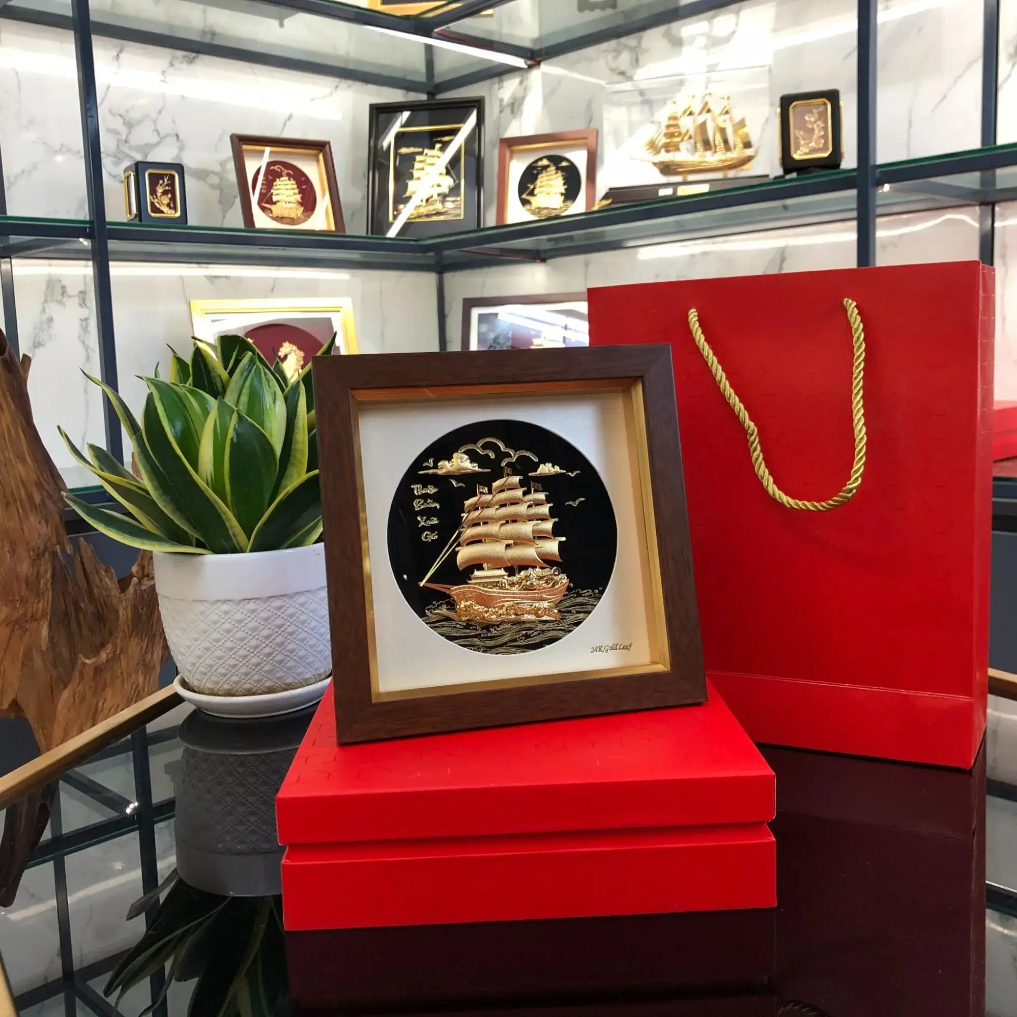 10 tranh thuyen buom ma vang mang y nghia thuan buom xuoi gio phat trien ben vung