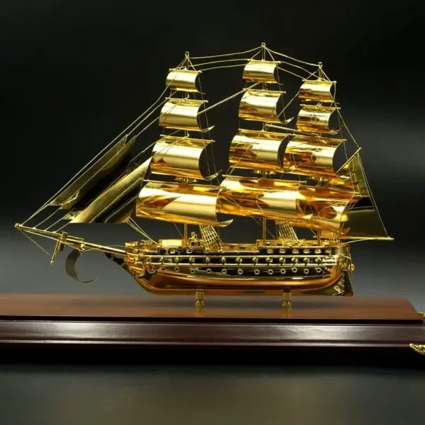 5 thuyen buom ma vang co dai