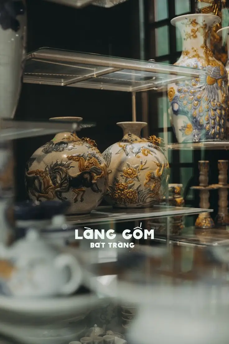 Bình gốm bát tràng