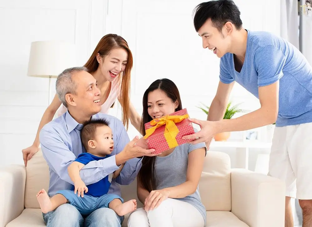 Quà tặng cho người lớn tuổi