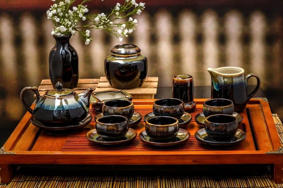 Top 20 quà tặng mừng thọ 80 tuổi vừa đẹp, vừa ý nghĩa Bộ ấm trà cao cấp