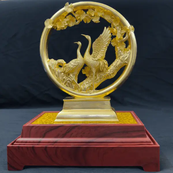 Tượng Tùng hạc diên niên dát vàng