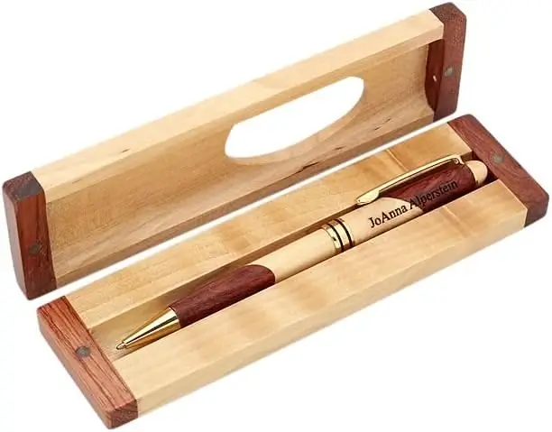 Hộp bút khắc tên bằng gỗ 