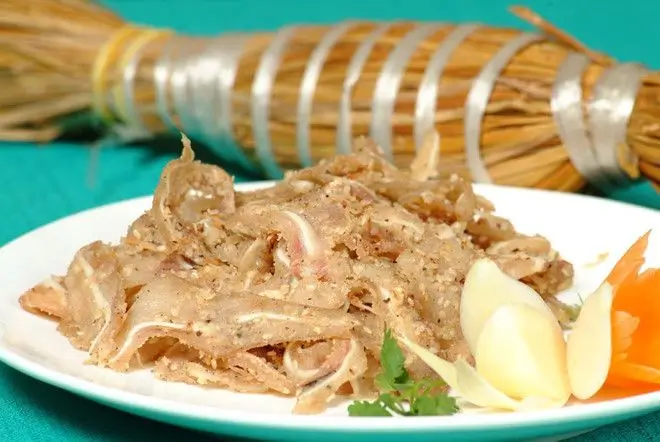 Quà lưu niệm Đà Nẵng: 25+ gợi ý đặc trưng, đẹp và đáng mua sau chuyến đi 5 tre mien trung