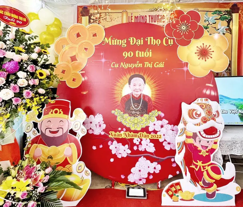 Mẫu trang trí tiệc mừng thọ 13