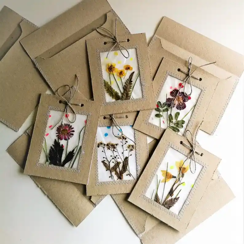 Thiệp handmade tự làm mang dấu ấn riêng, ghi điểm nhờ sự dụng tâm.